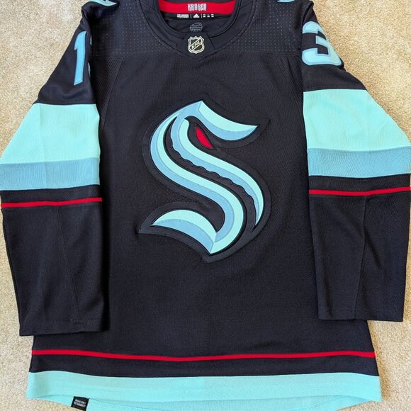 ADIDAS Authentic NHL Seattle Kraken #13 Tanev Hockey Jersey Size 50 - Picture 1 of 8